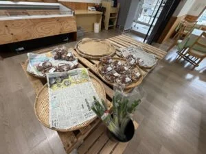 金持テラスひのの地元野菜直売コーナー
