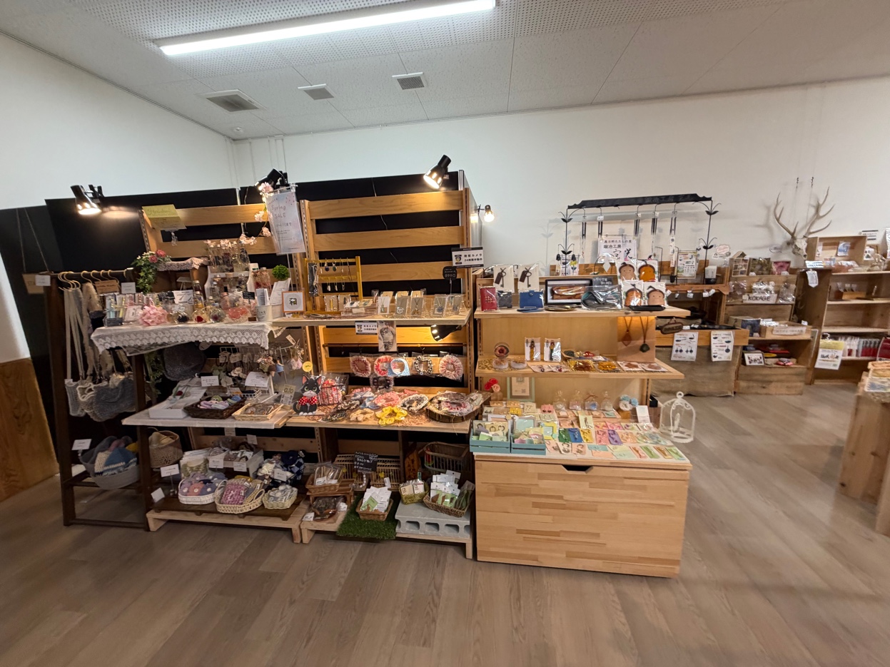 金持テラスひののハンドメイド雑貨コーナー