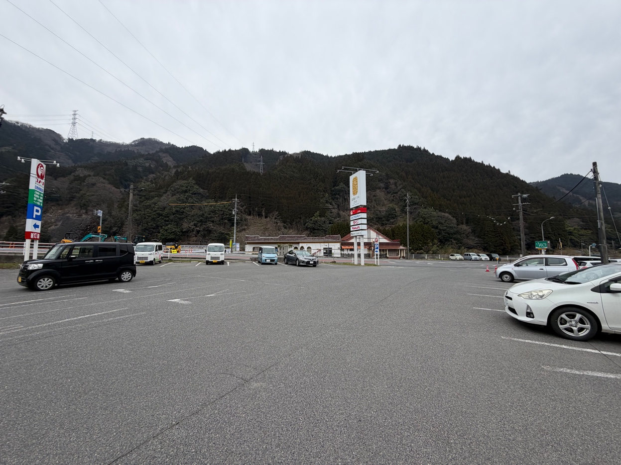 金持テラスひのの駐車場