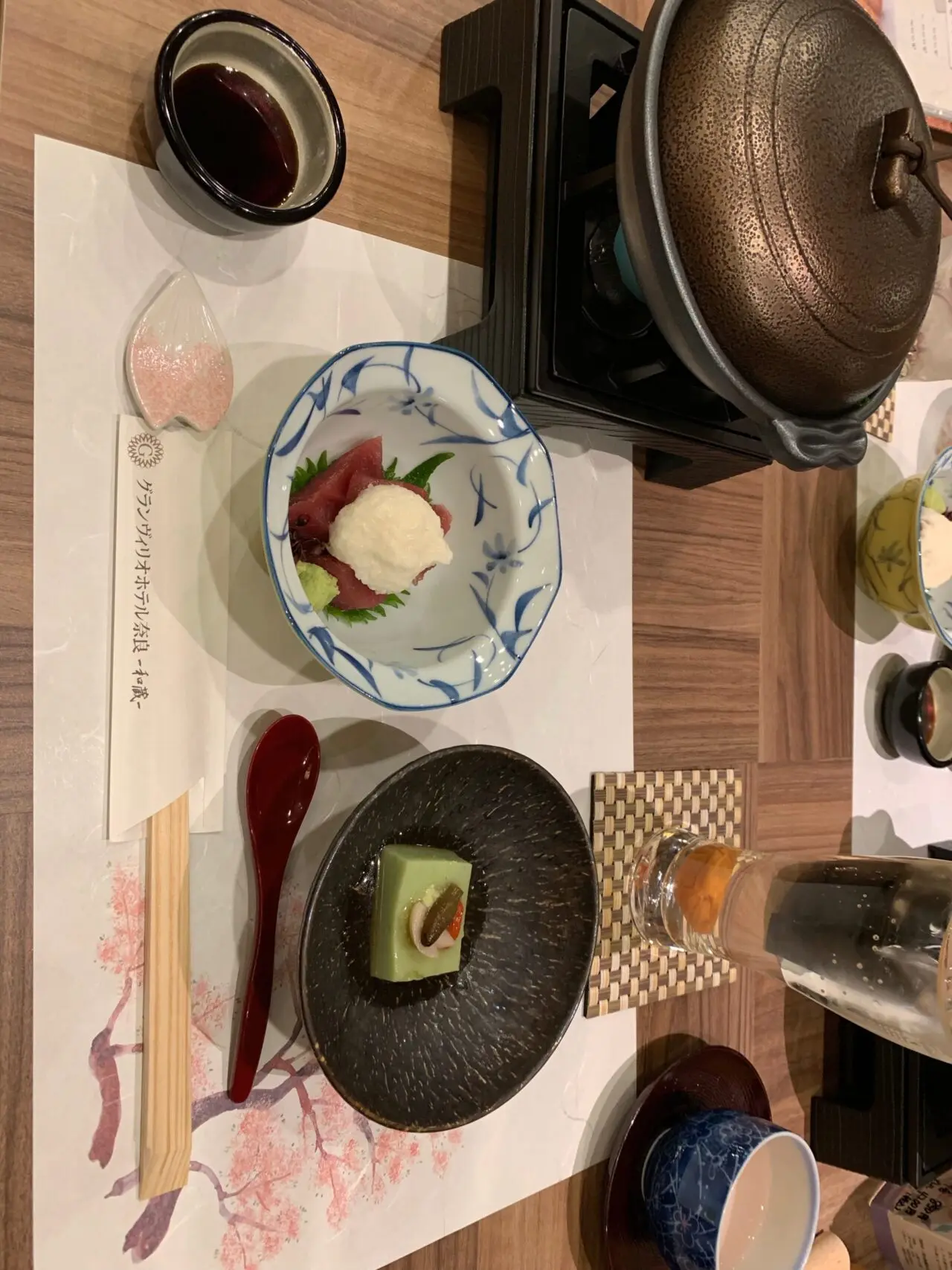 グランヴィリオホテル奈良 -和蔵- 夕食の前菜と鍋