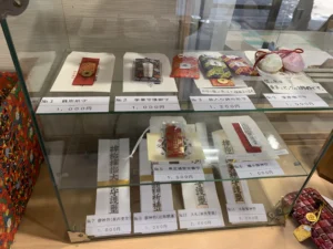サムハラ神社 お守りショーケース