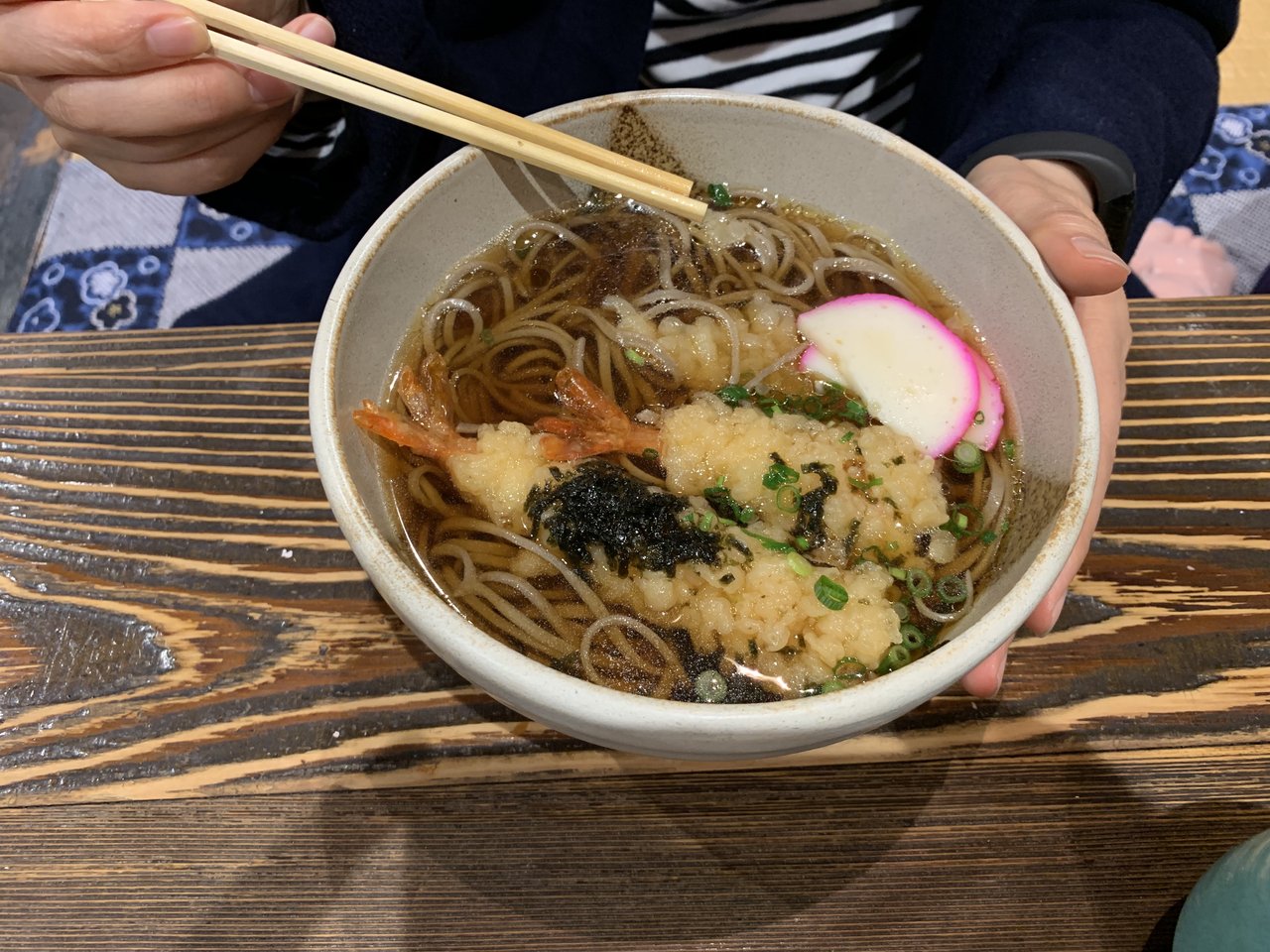 そば処おくに 天ぷらそば(温かい出雲そば)