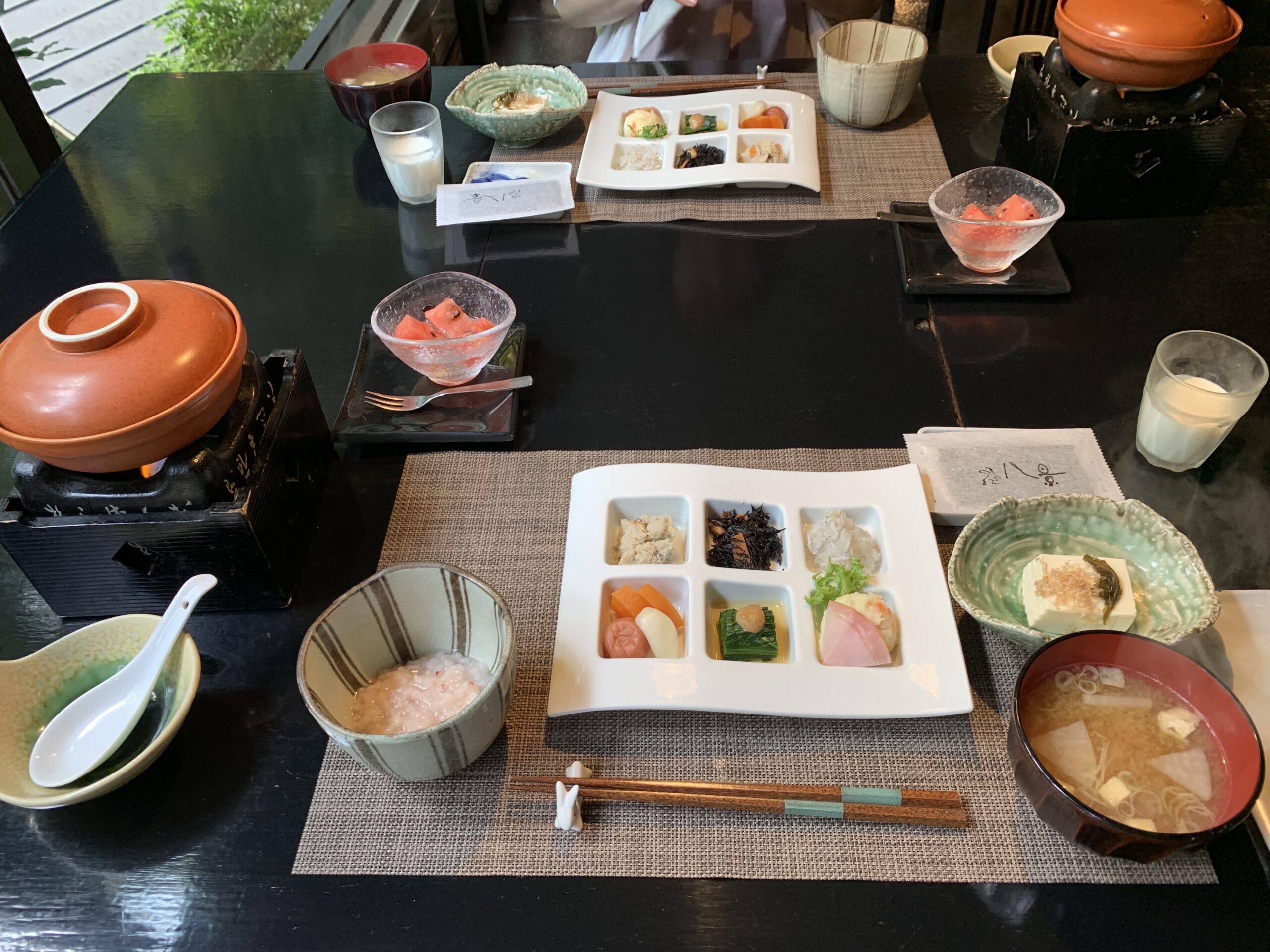 湯原温泉 八景の朝食（地野菜の小鉢プレート）