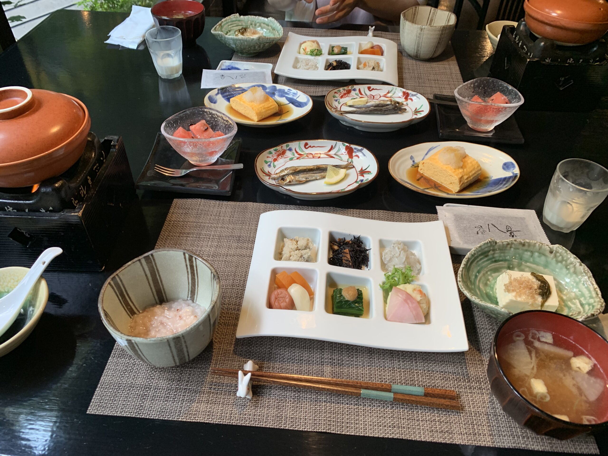 湯原温泉 八景の朝食全景