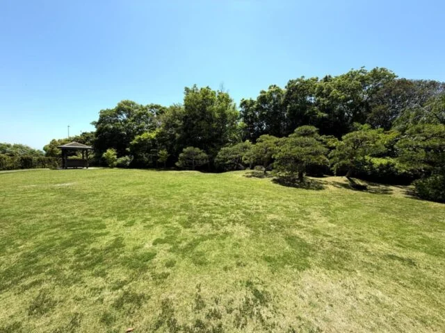 須磨離宮公園の芝生広場