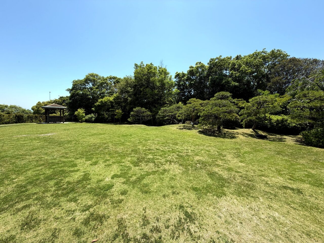 須磨離宮公園の芝生広場