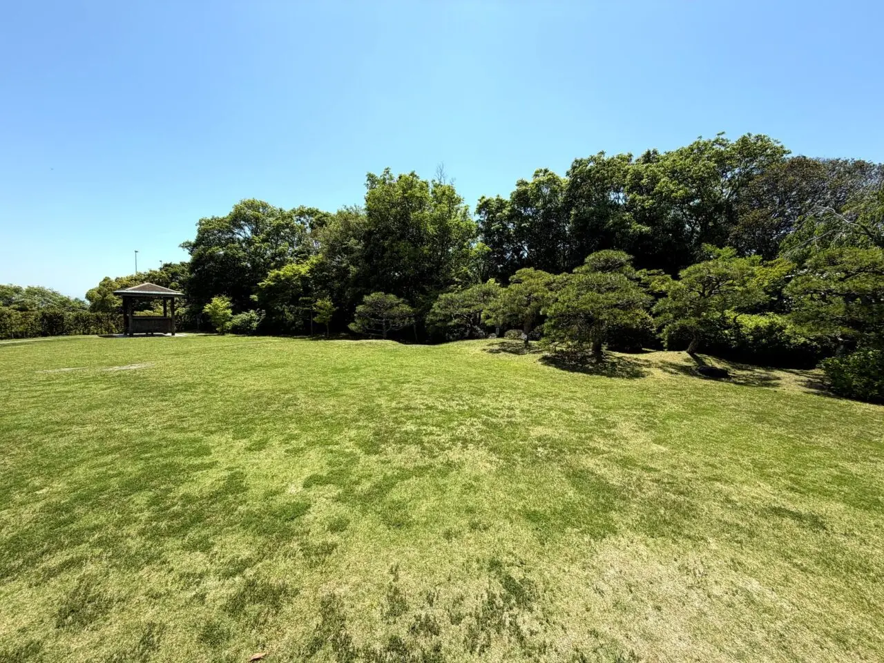 須磨離宮公園の芝生広場