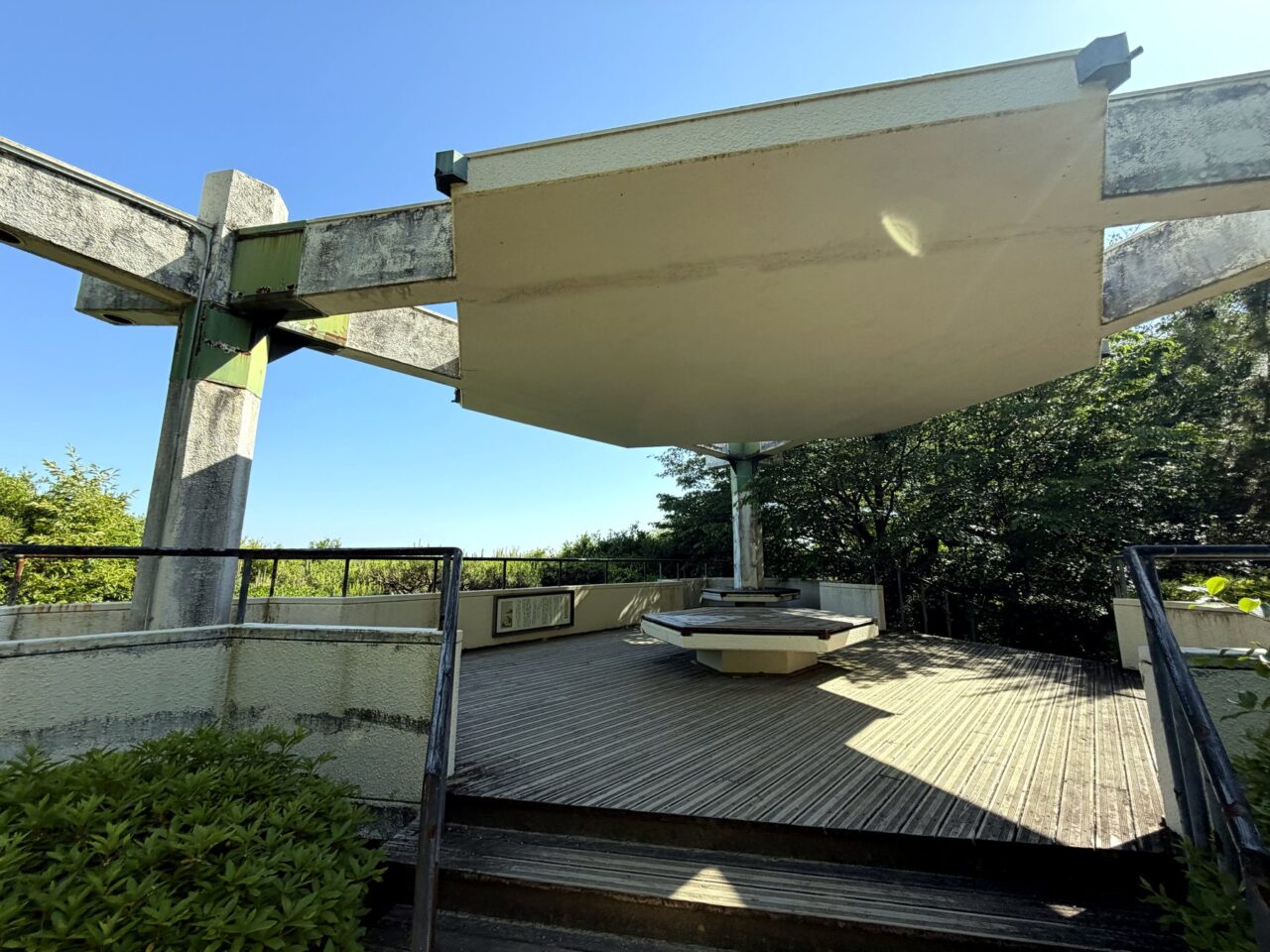 須磨離宮公園の月見台