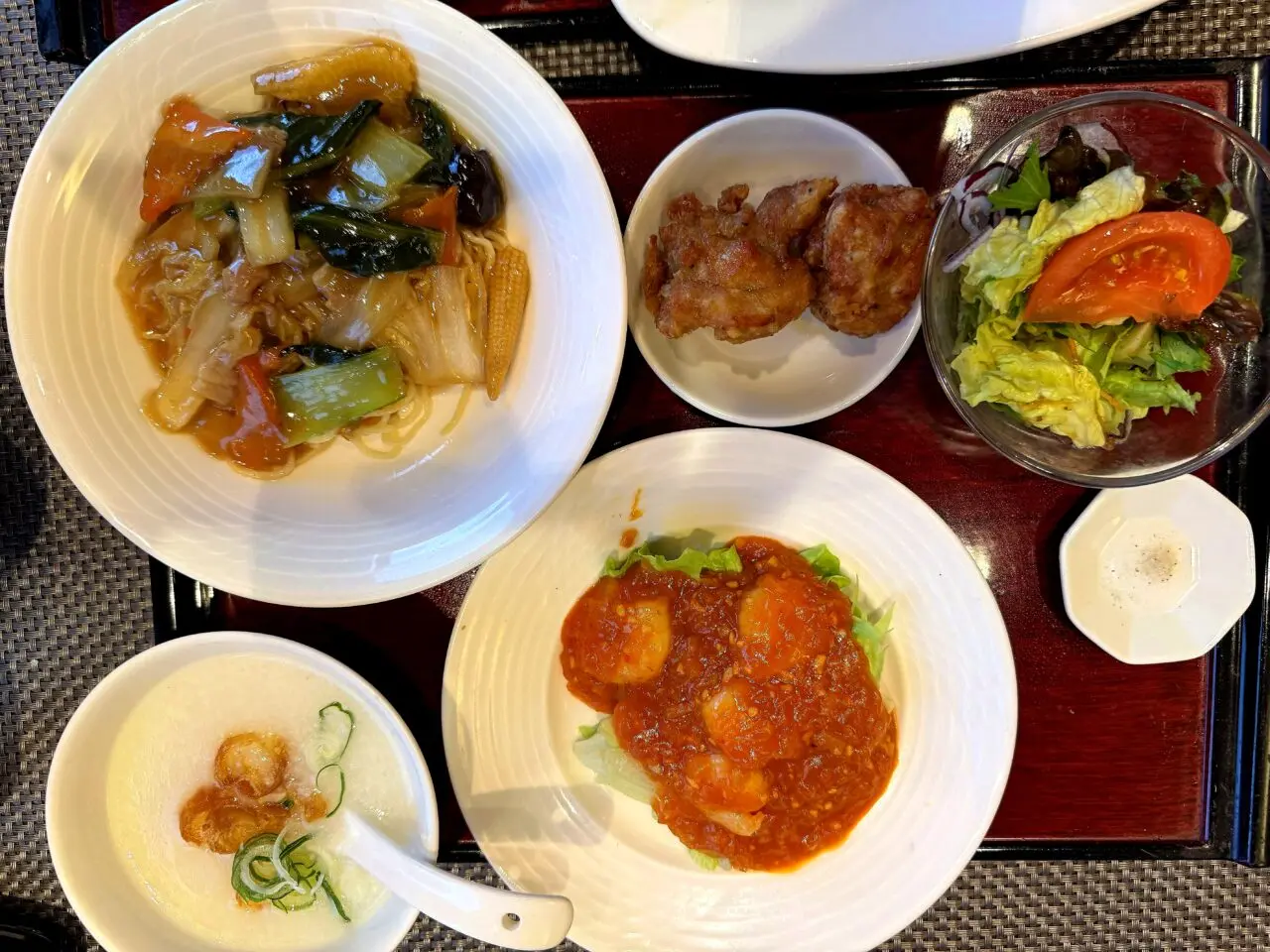 中国料理 青冥 Ching Ming 祇園店の五目焼そばセット