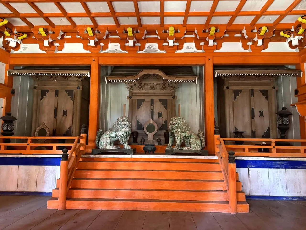 金剛證寺本堂の内陣