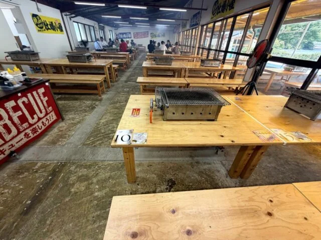 道の駅黒井山グリーンパークの店内2