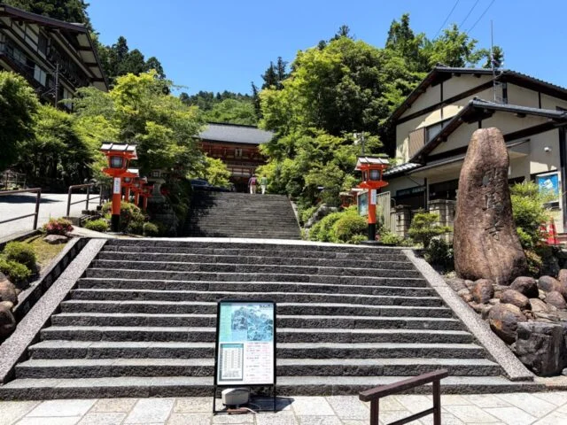 鞍馬寺 貴船神社 徒歩ルート 木の根道の外観1