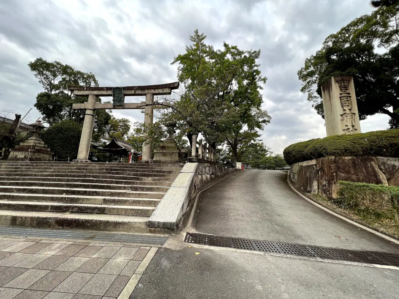 豊国神社の外観1