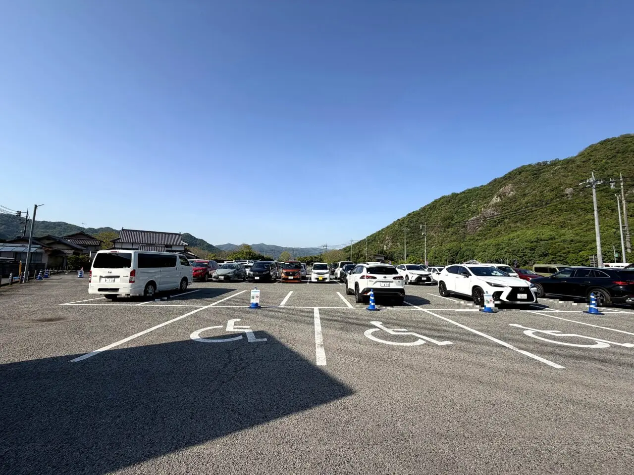 和気町藤公園の駐車場1