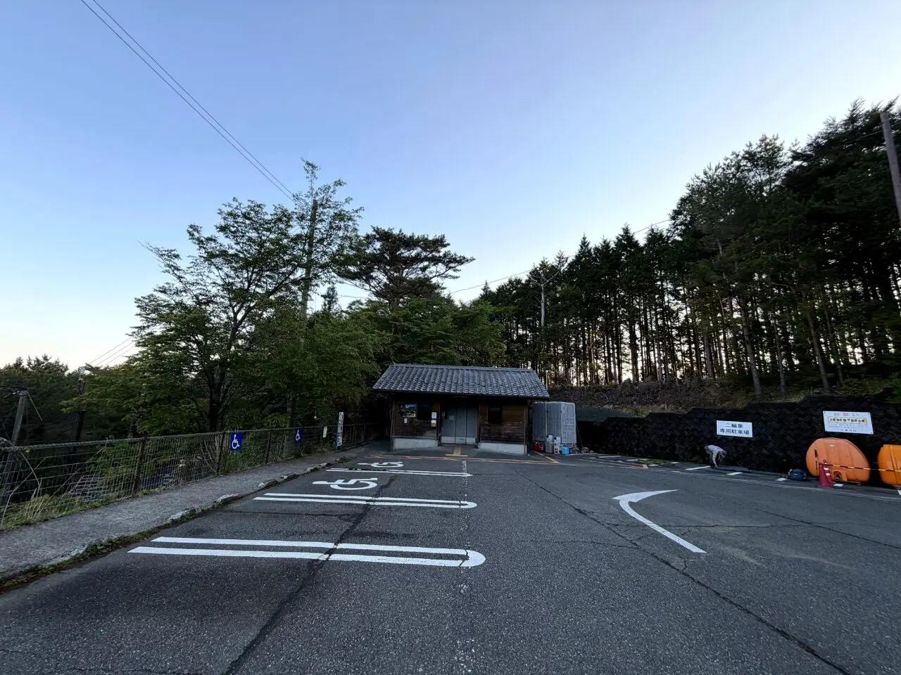 玉置神社の玉置山駐車場