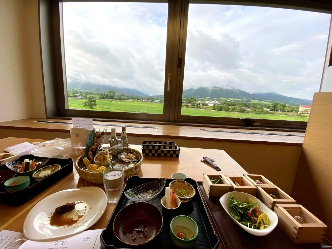休暇村蒜山高原の店内1