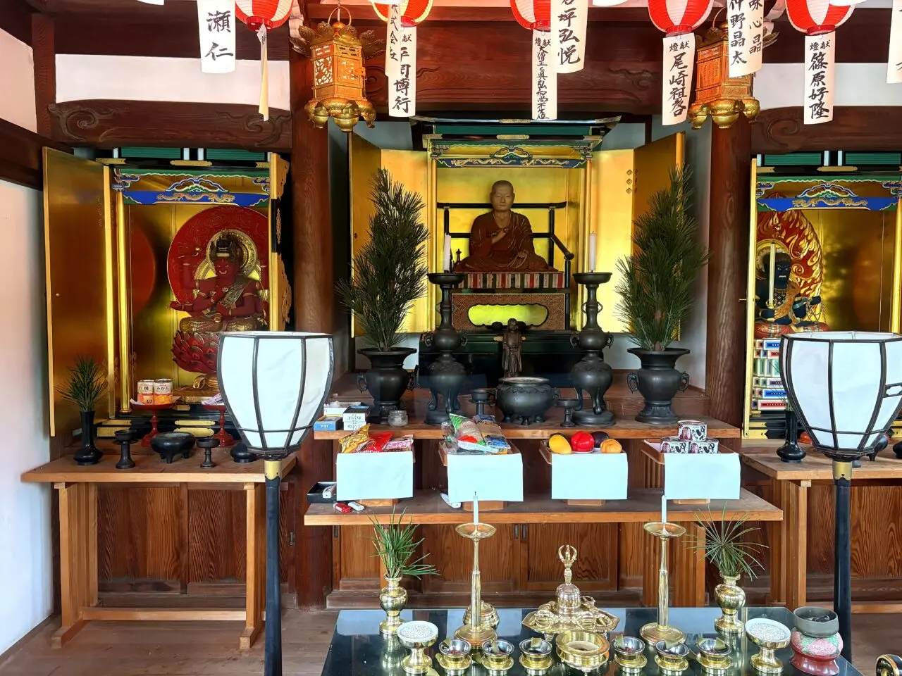 八浄寺の店内2