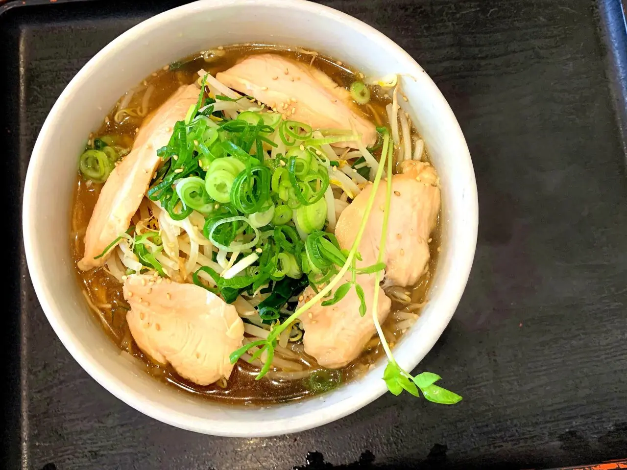 尾道 鶏そば本店の料理2