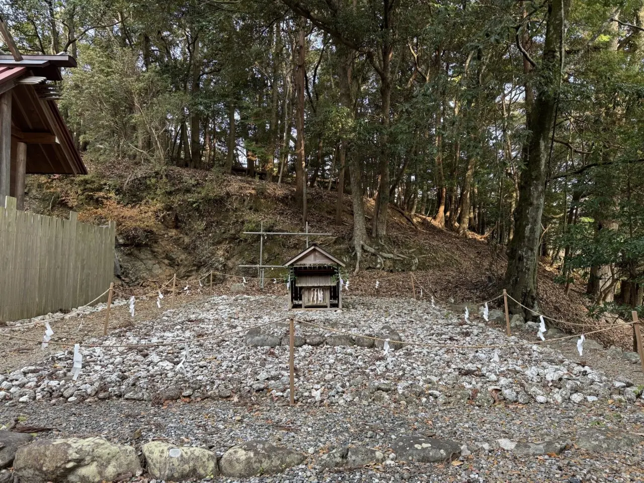 伊勢 宇治神社境内奥の小祠