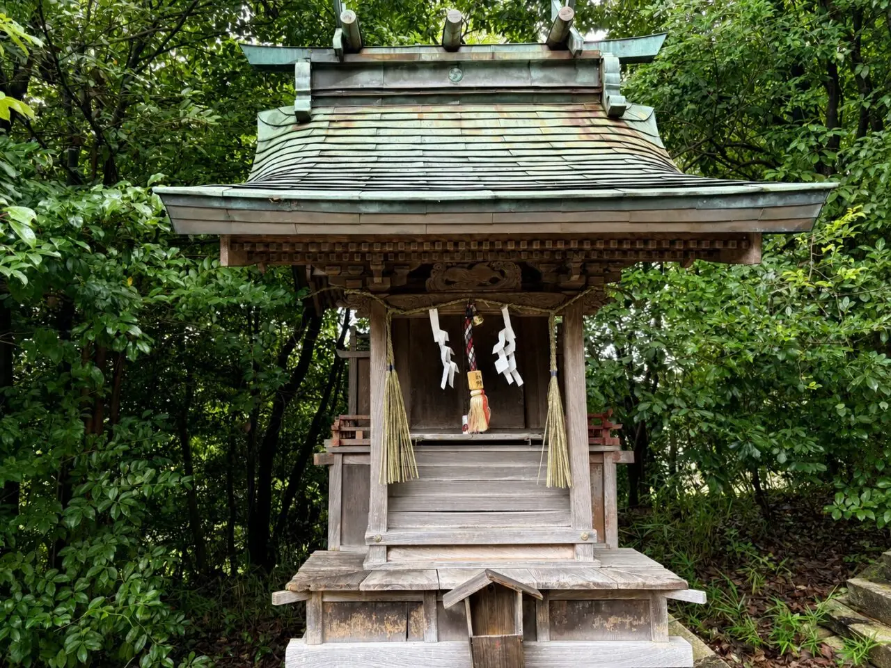 日岡神社境内の天満神社の社殿