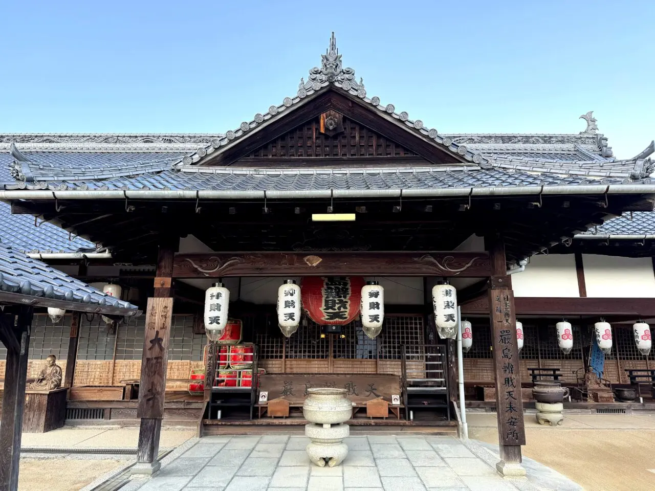 宮島 大聖院 大聖院へ向かう門前・階段