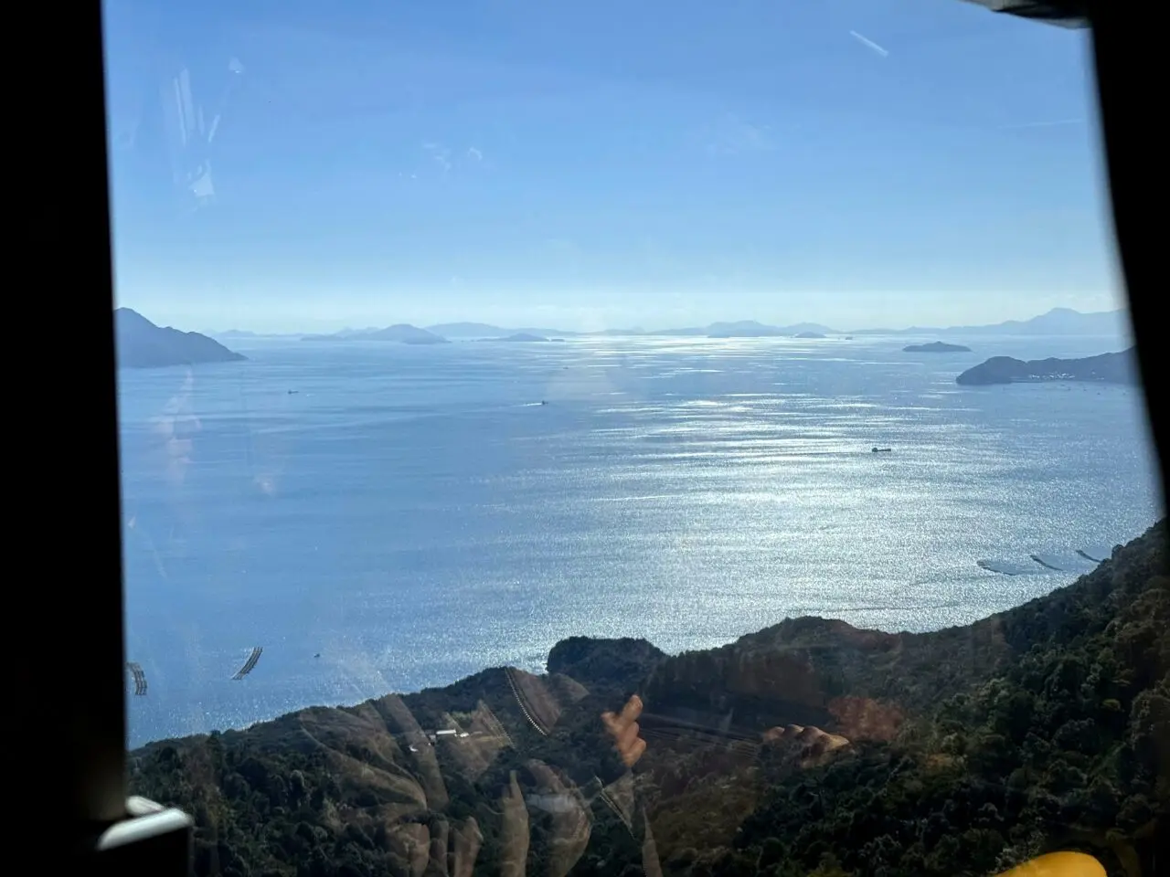 宮島 ロープウェー ロープウエー上空からの海と山