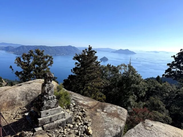 宮島 弥山 弥山山頂の巨岩