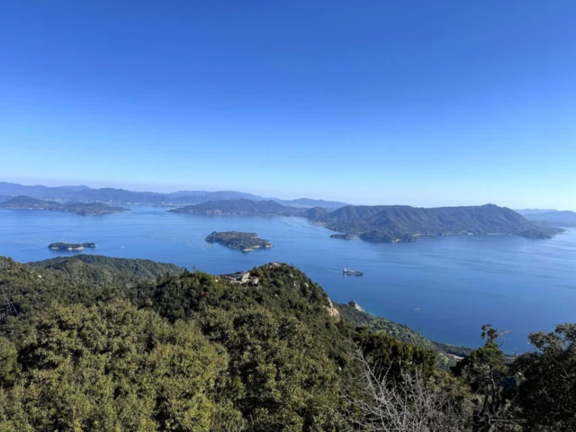 宮島 弥山展望台 弥山展望台から瀬戸内海を望む写真