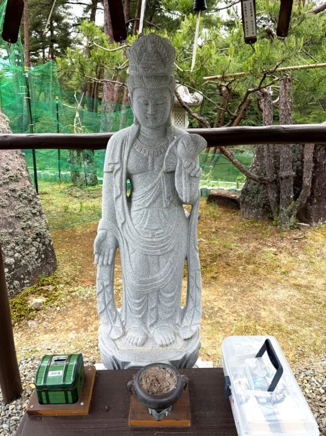 南丹市 瑞専寺の瑠璃渓観音像