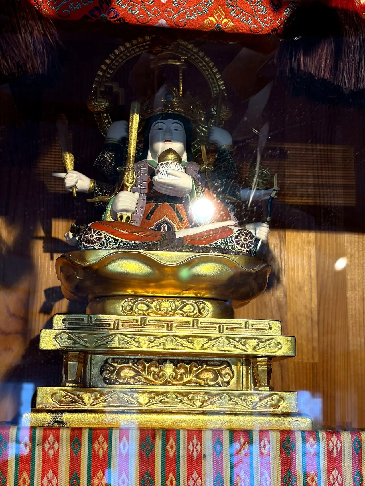 施設内にある神輿の展示