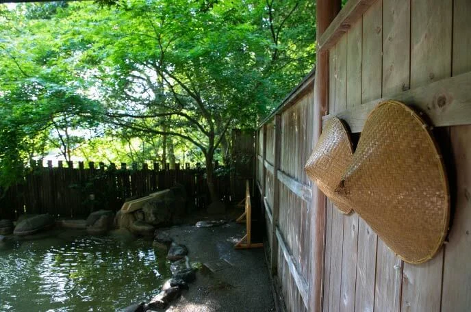 上山旅館の公式掲載露天風呂画像