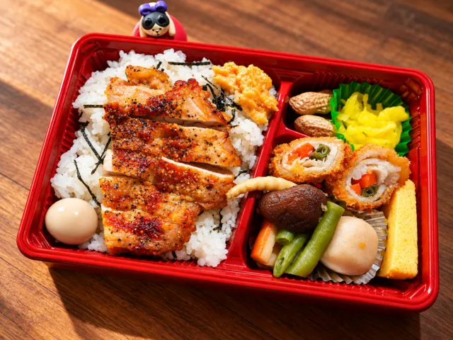 とりめし弁当（黒）の公式メニュー写真