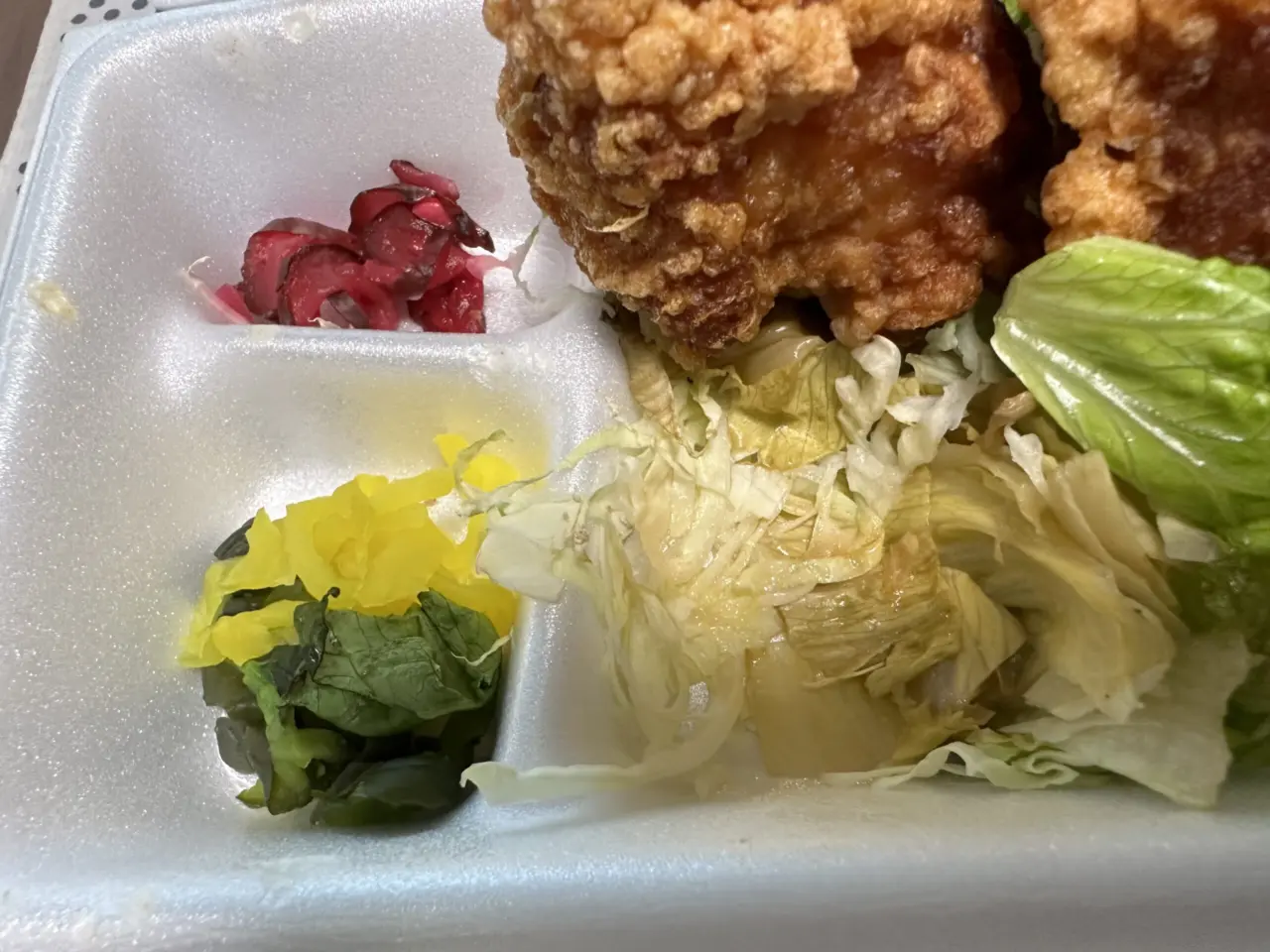 いがはらフーズの唐揚げ弁当を実食
