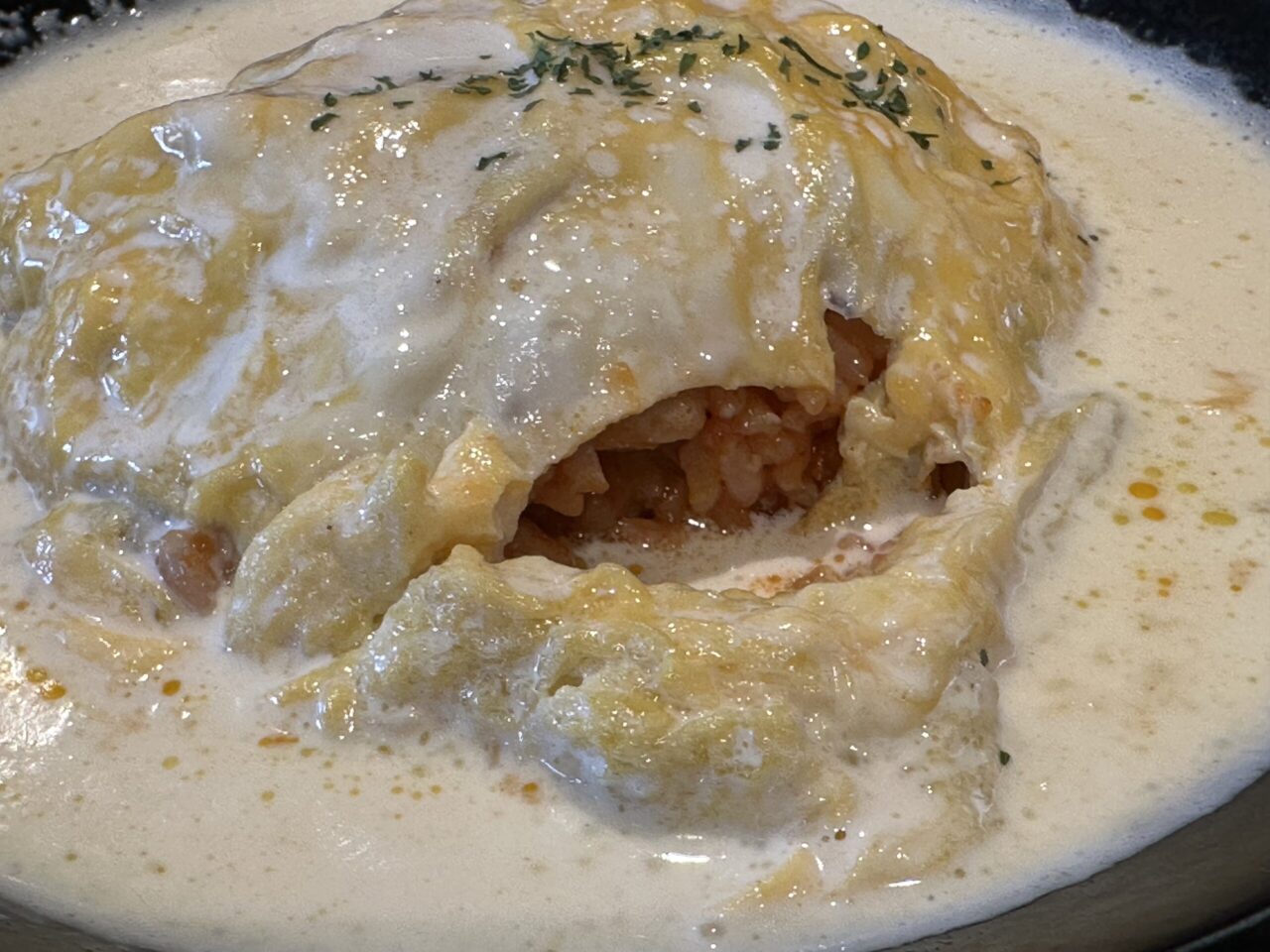 いちわのオムライスセット(ホワイトソース)