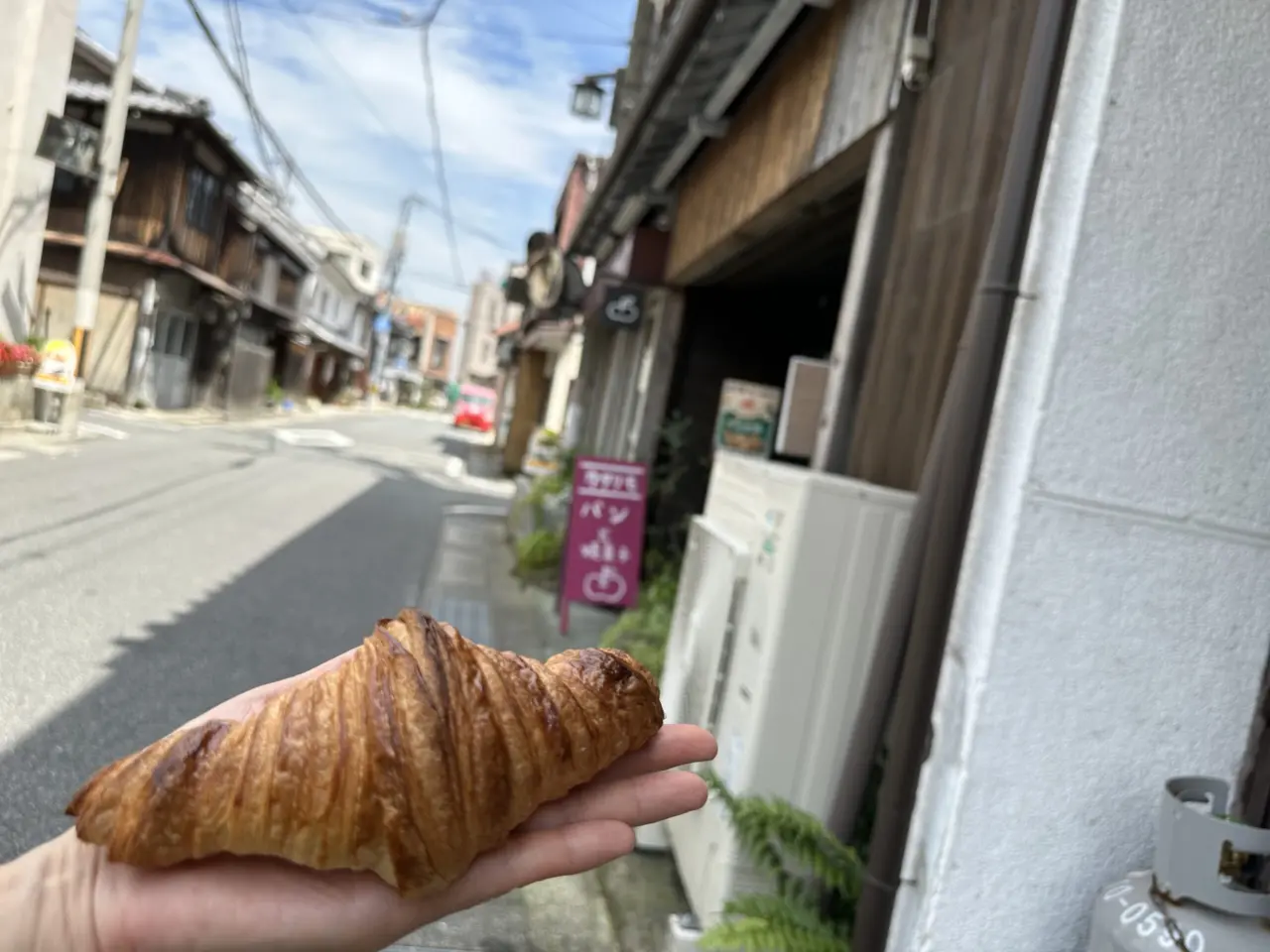 カタリモのクロワッサン