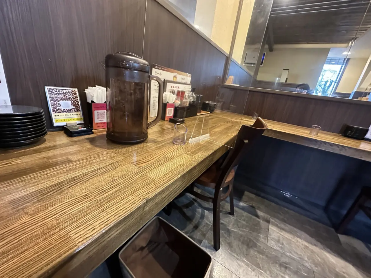 とんこう赤穂店の店内席