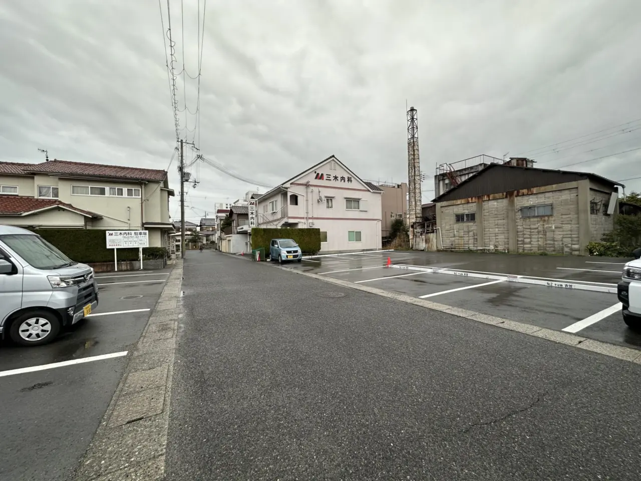 そば処 衣笠へのアクセス・駐車場