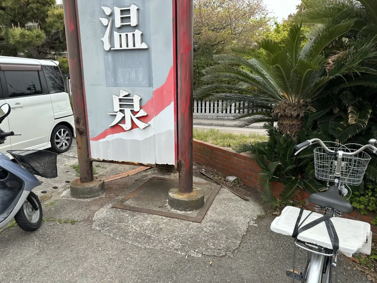 赤穂御崎観光駐車場の駐輪場(別角度)