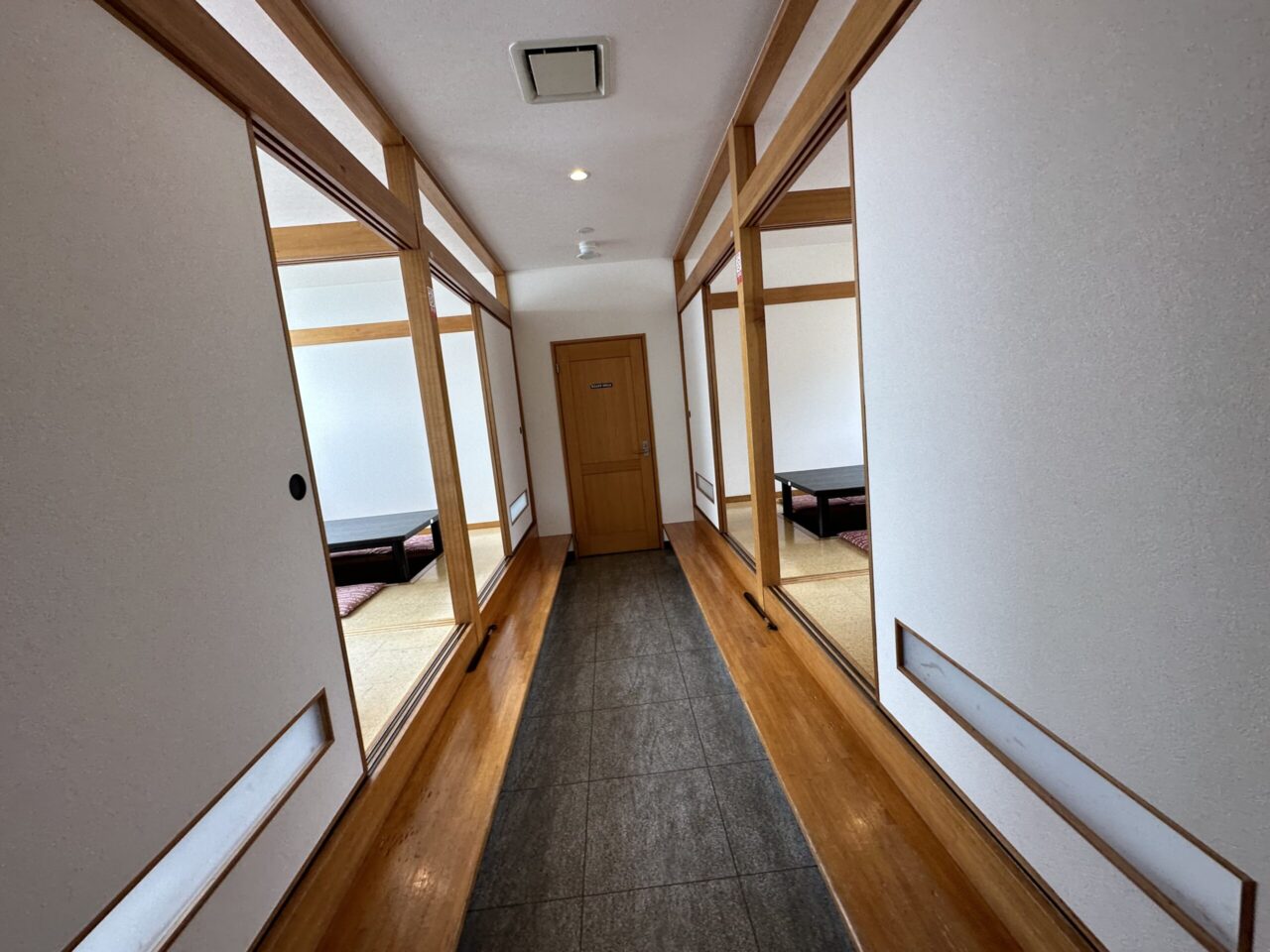 おさきかもめ屋 城西館の内観２