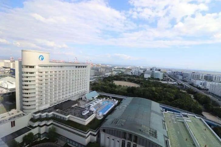 神戸ポートピアホテルの客室からの昼の眺望