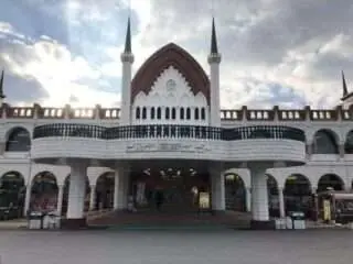 遊園地もお土産も焼そばも！旅の駅ヒルゼン高原センター・ジョイフルパーク 蒜山観光の定番スポット アイキャッチ画像