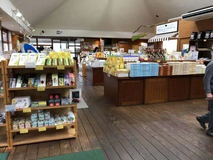 道の駅 風の家のお土産コーナー