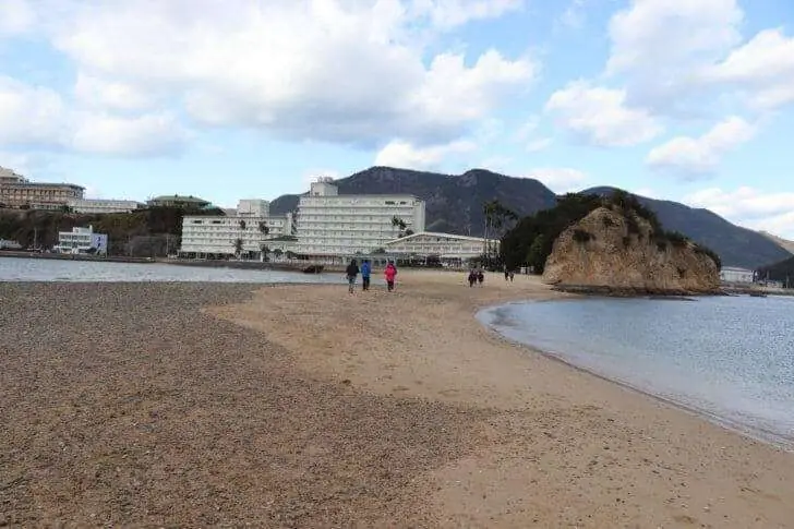 エンジェルロードの砂浜