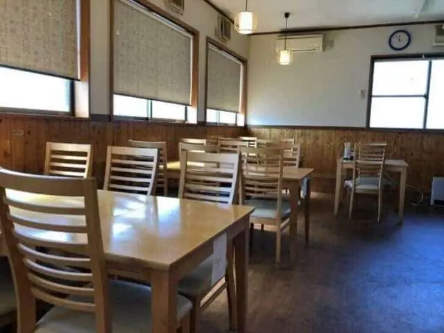 お食事処 暖簾の座席