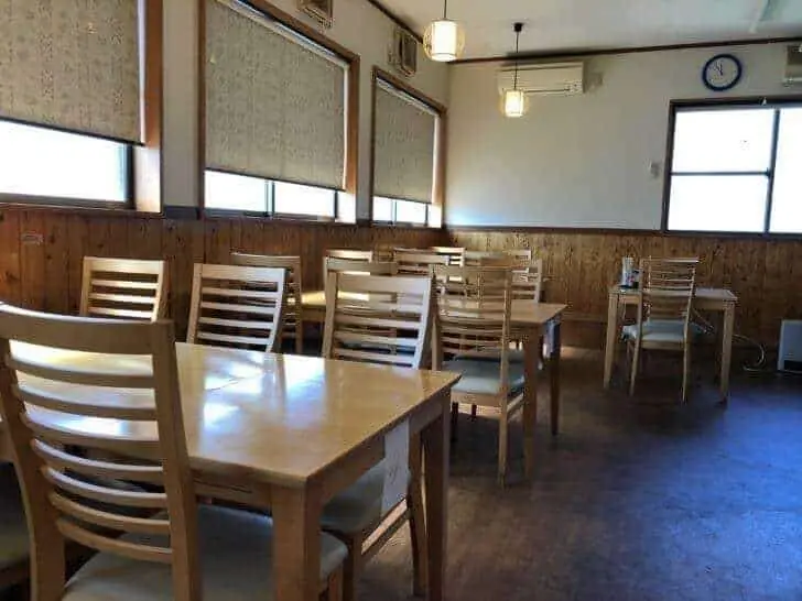 お食事処 暖簾の座席