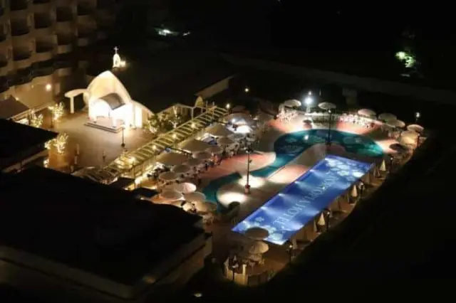神戸ポートピアホテルの客室からの夜景